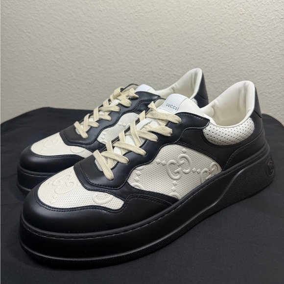 Gucci GG Embossed Low Top Sneakers